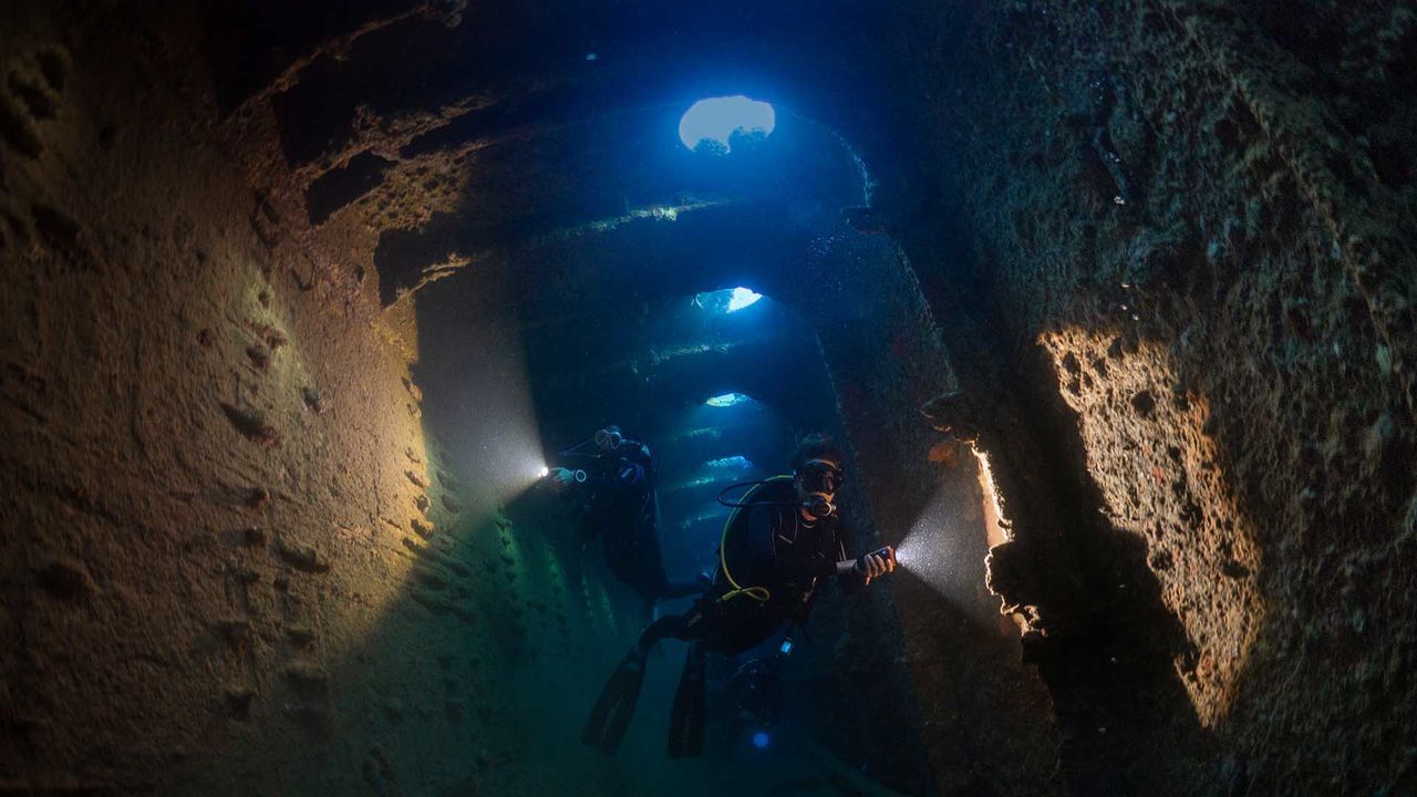 便攜潛水手（shǒu）電筒，水下手電（diàn），OrcaTorch草莓视频官网 D910V