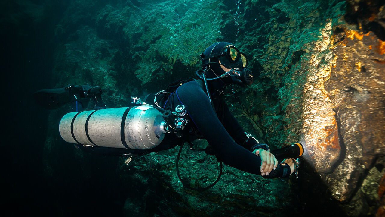 OrcaTorch D910V潛水攝影補光（guāng）燈