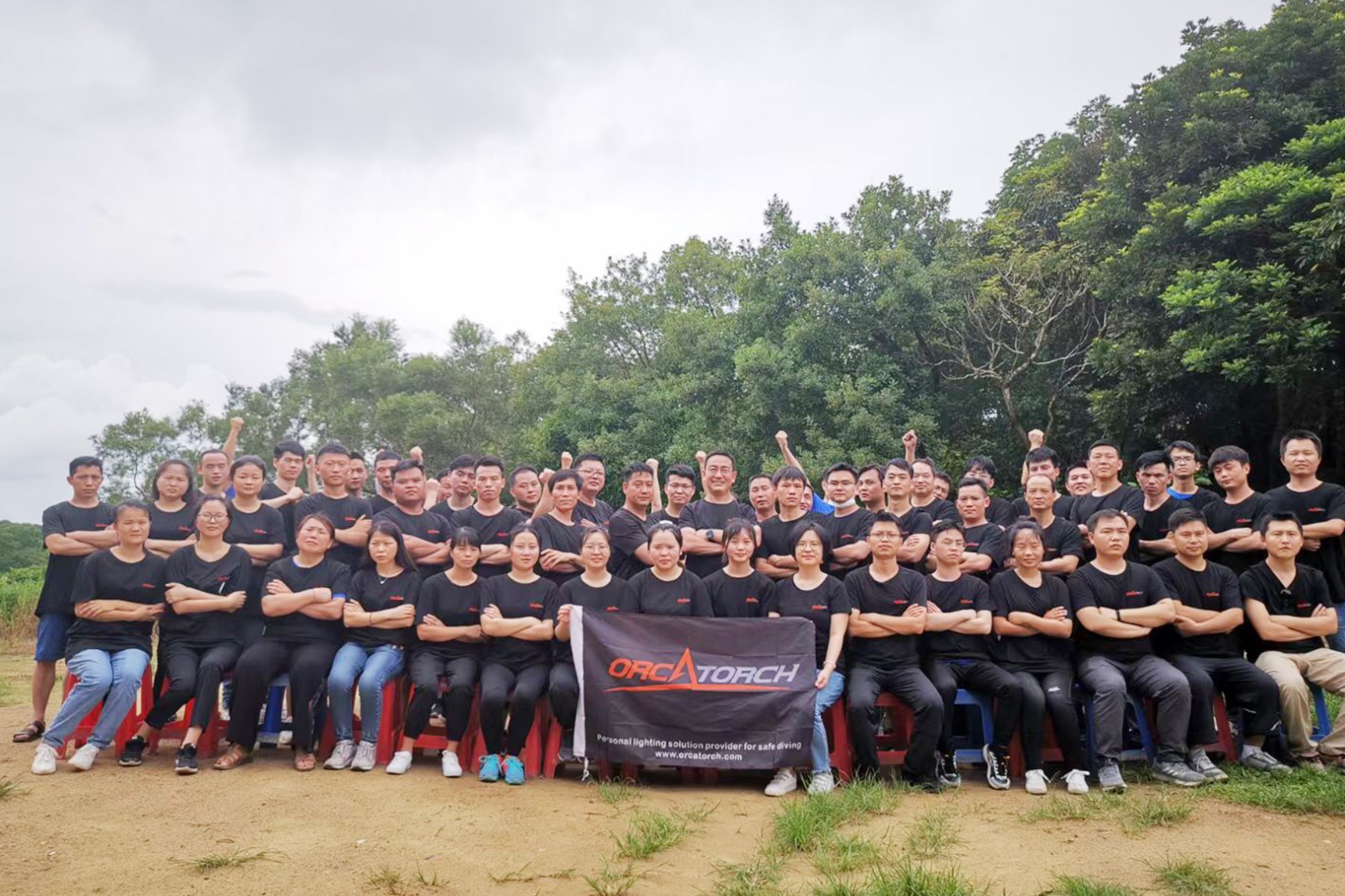祝賀OrcaTorch草莓视频官网潛（qián）水手電筒成立7周年