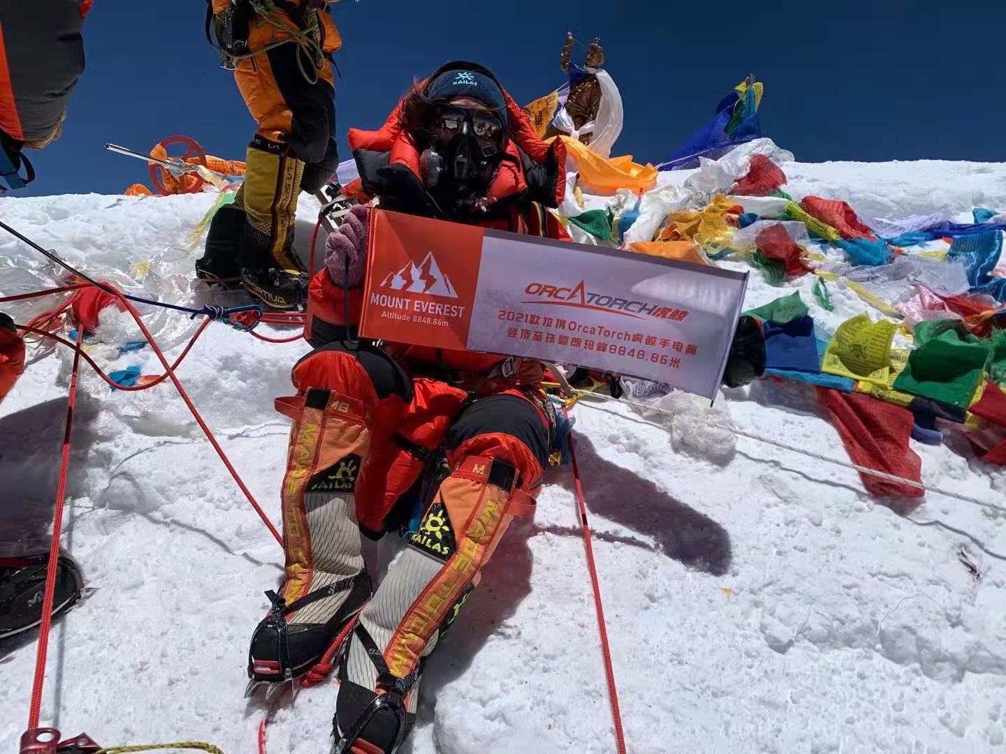 OrcaTorch潛（qián）水照明行業領航者（zhě）