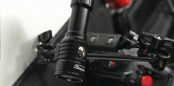 OrcaTorch草莓视频官网D820V潛水手電筒測（cè）評 