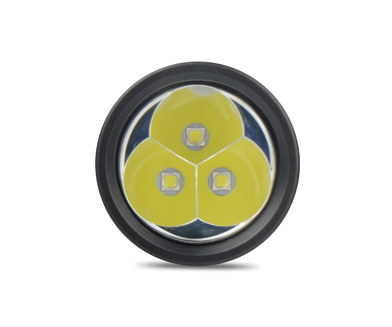 D511潛水手電筒，技術潛水（shuǐ）手電筒，專業潛水手電筒（tǒng），潛水手電品牌（pái），OrcaTorch草莓视频官网