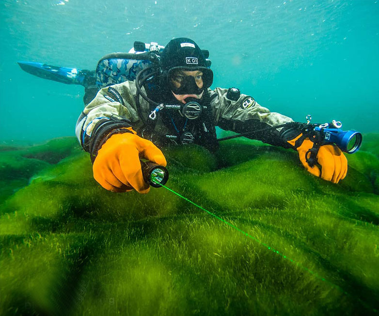 D570-GL激光潛水手電,綠光潛水手電筒,白光+綠激光潛水（shuǐ）手電筒，水下探索手電筒，OrcaTorch草莓视频官网（jīng）